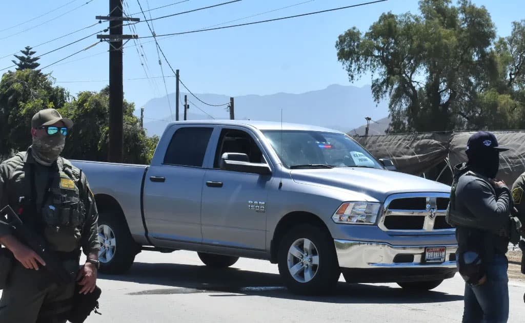 ICE Raid in Camarillo Sparks Violence: Gunfire and Tear Gas Amid Immigration Crackdown