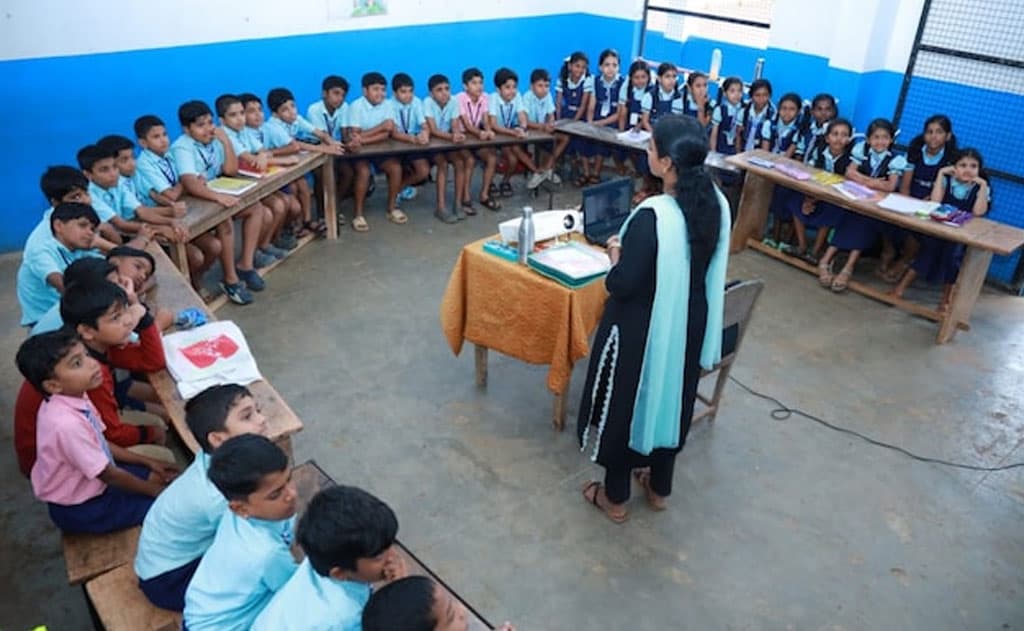 Kerala Schools Revolutionize Classrooms with U-Shaped Seating: A Lesson for the USA