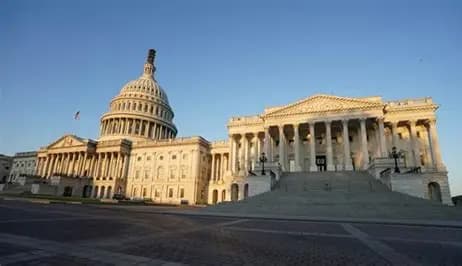 Senate Committee Advances PELOSI Act: Implications for NRIs on Congressional Stock Trading Ban