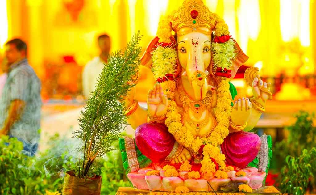 Where to Buy a Clay Ganesha Idol Abroad 2026 — Eco, Online & Stores