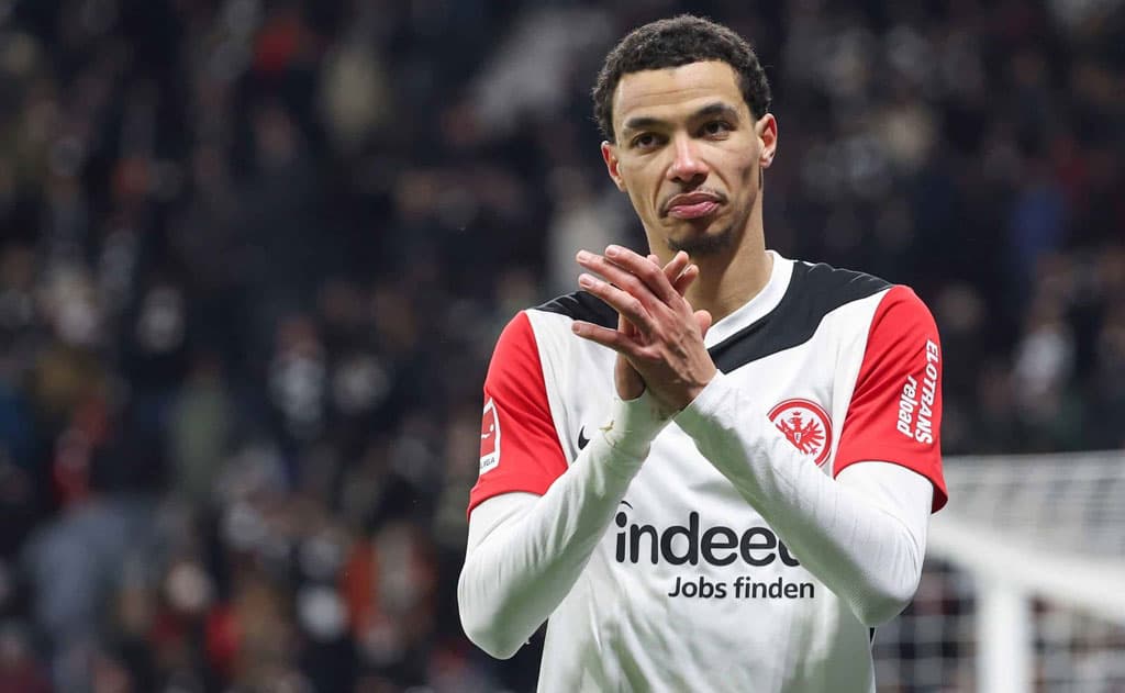 Liverpool’s Bold Transfer Push: Hugo Ekitike Talks Advance, Alexander Isak Pursuit Stalls