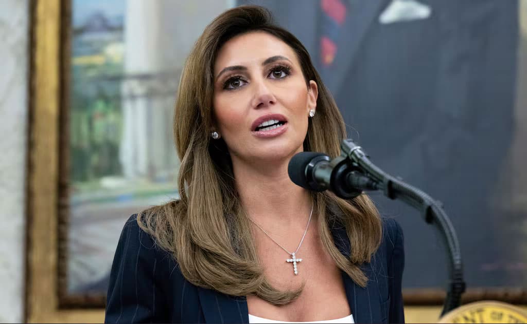 Chaos Erupts in New Jersey U.S. Attorney’s Office as Pam Bondi Intervenes to Retain Alina Habba