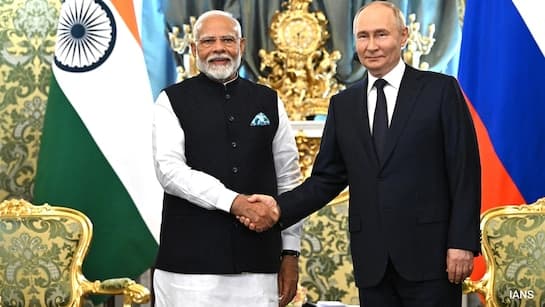 Modi-Putin Discuss Trump Summit in Alaska