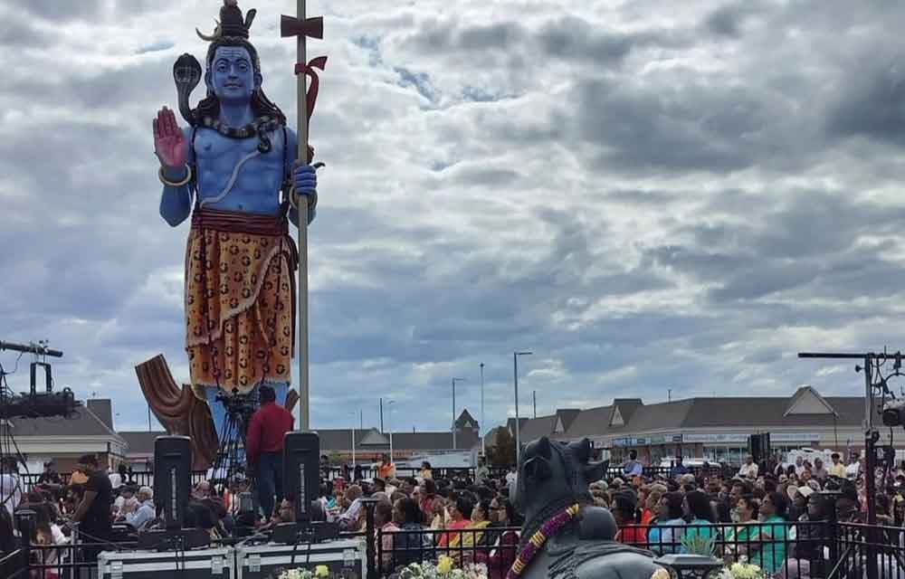 54-Foot Lord Shiva Statue Unveiled at Bhavani Shankar Mandir in Brampton