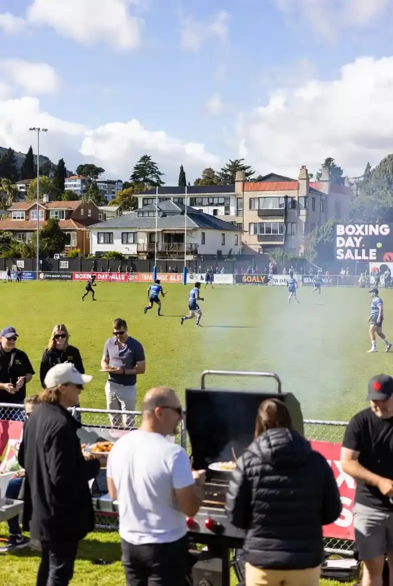 Boxing Day 2025 in New Zealand: Summer Traditions, Sales, Sports & Holiday Celebrations