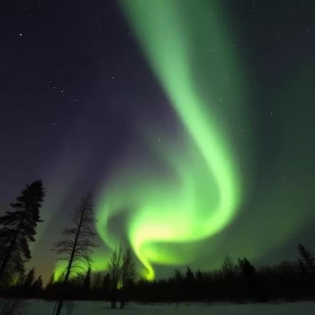 Massive Northern Lights Display: Auroras Visible Across US and Europe