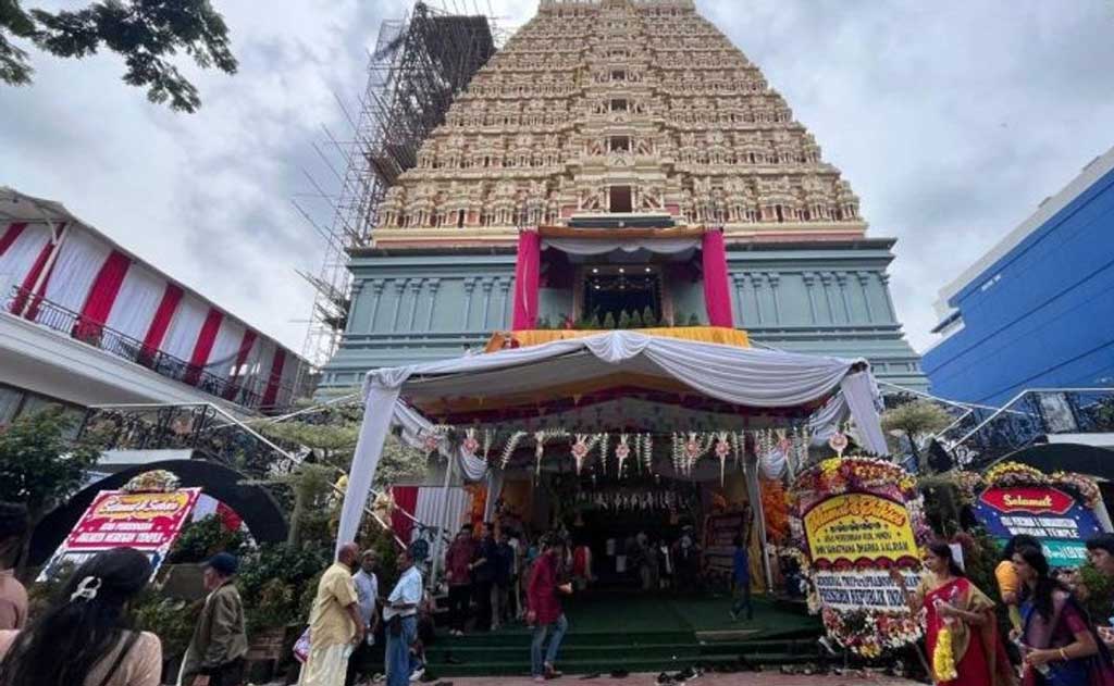 Divine Passage to Southeast Asia's Crown Jewel: The Jakarta Murugan Temple Devotional Journey